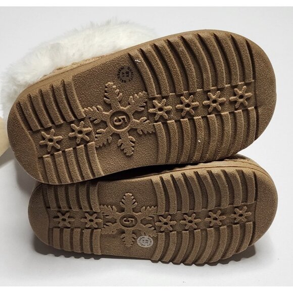 Thereabouts Girls Lil Kaylee Flat Heel Toddler Winter Boots - Picture 8 of 9